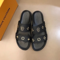 Louis Vuitton Slippers